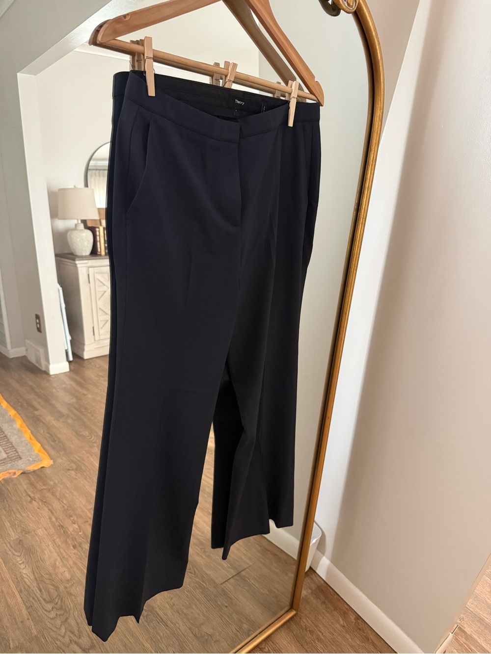 Theory Demitria Traceable Wool Flare Pants Size 8